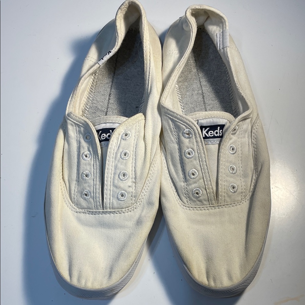 Vintage Keds Off-White Canvas Slip-Ons